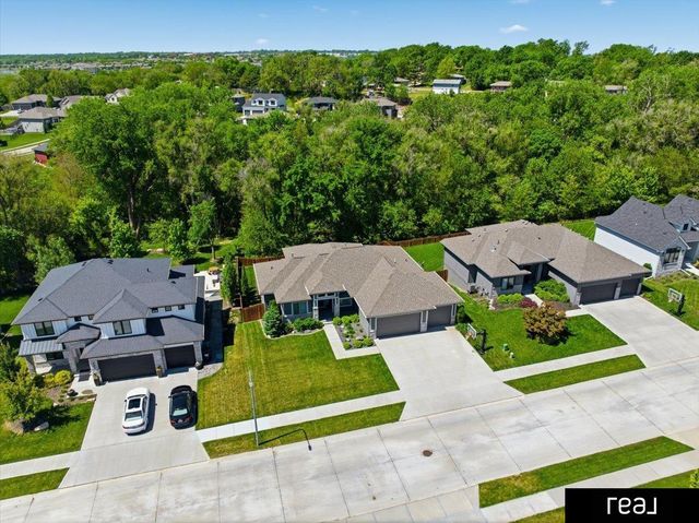 2414 N 188 Street, Omaha, NE 68022