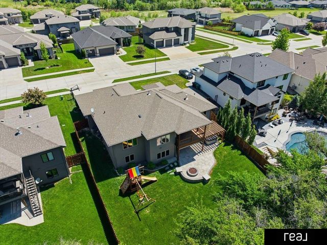 2414 N 188 Street, Omaha, NE 68022