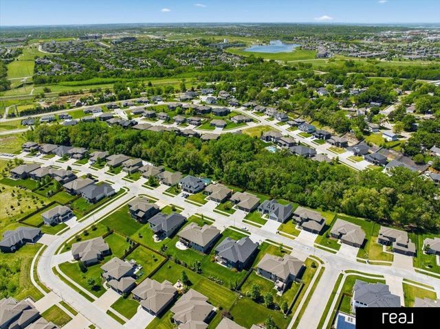 2414 N 188 Street, Omaha, NE 68022