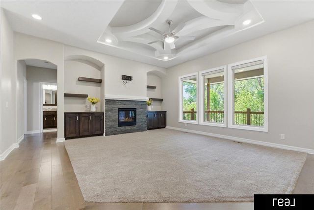 2414 N 188 Street, Omaha, NE 68022