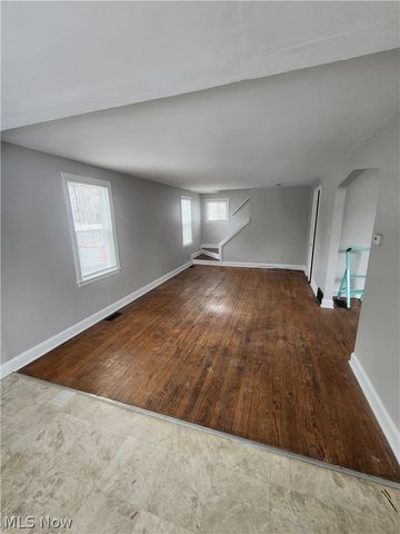 845 Willard Avenue SE, Warren, OH 44484