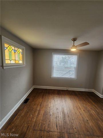 845 Willard Avenue SE, Warren, OH 44484