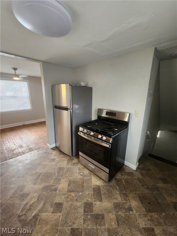 845 Willard Avenue SE, Warren, OH 44484