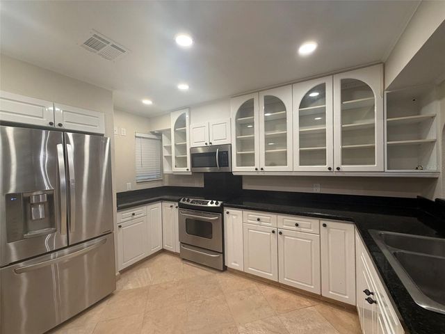 5567 SEA FOREST DRIVE 324, New Port Richey, FL 34652