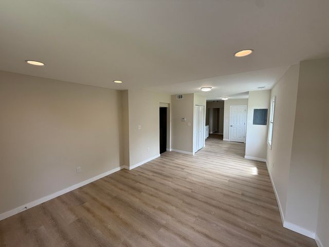 3655 Oregon Street, Lake Station, IN 46405