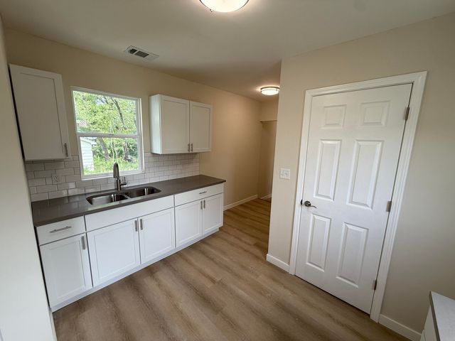3655 Oregon Street, Lake Station, IN 46405