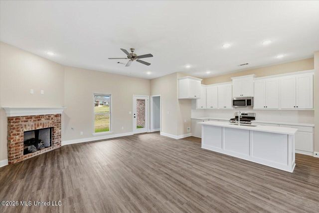 108 Madisonville Drive, Canton, MS 39046