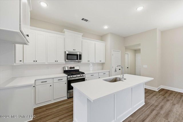 108 Madisonville Drive, Canton, MS 39046