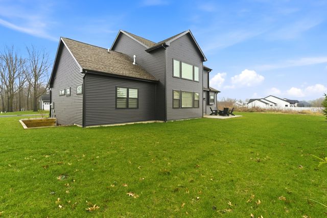 7746 Corners Cove Street, Kalamazoo, MI 49009