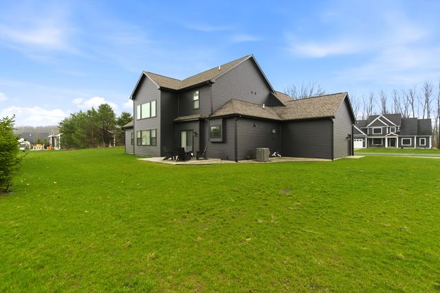 7746 Corners Cove Street, Kalamazoo, MI 49009