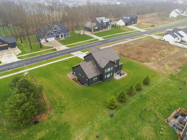 7746 Corners Cove Street, Kalamazoo, MI 49009