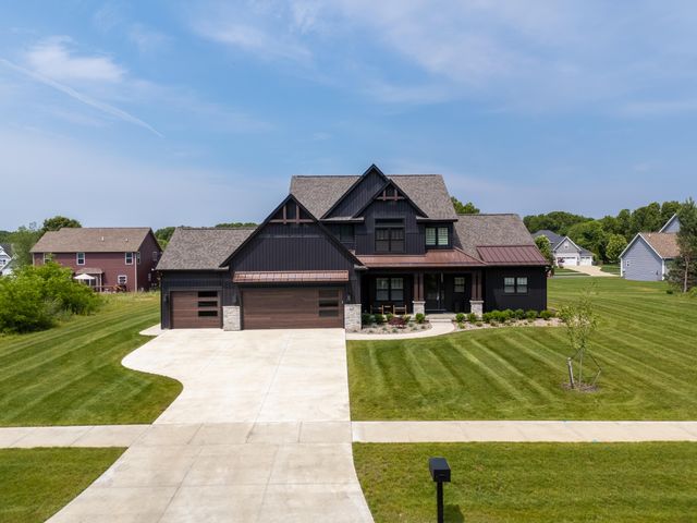 7746 Corners Cove Street, Kalamazoo, MI 49009