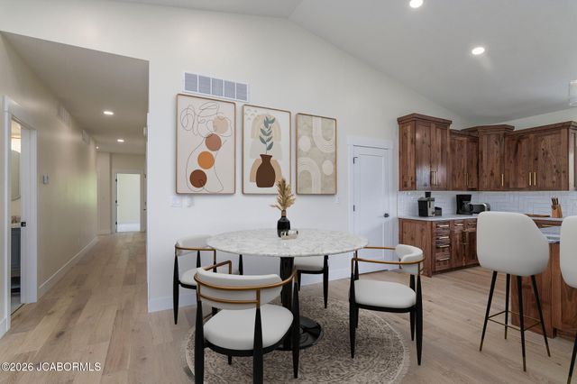 304 JOE LANE, Jefferson City, MO 65101