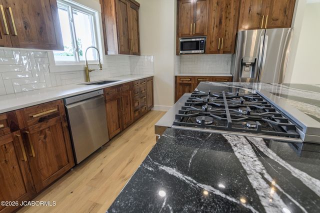 304 JOE LANE, Jefferson City, MO 65101