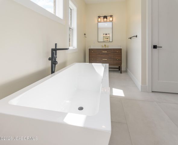 304 JOE LANE, Jefferson City, MO 65101