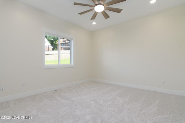 304 JOE LANE, Jefferson City, MO 65101