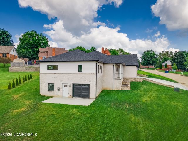 304 JOE LANE, Jefferson City, MO 65101