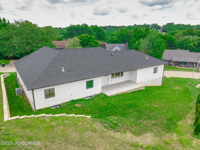 304 JOE LANE, Jefferson City, MO 65101