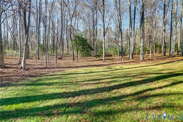 620 Cross Ridge Ln, Manakin Sabot, VA 23103