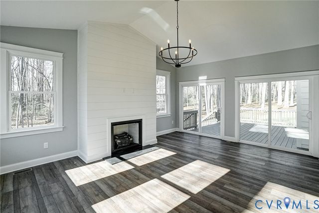 620 Cross Ridge Ln, Manakin Sabot, VA 23103