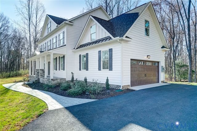 620 Cross Ridge Ln, Manakin Sabot, VA 23103