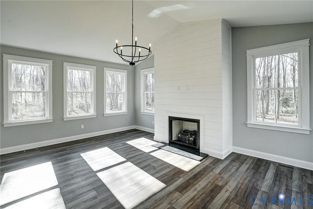 620 Cross Ridge Ln, Manakin Sabot, VA 23103