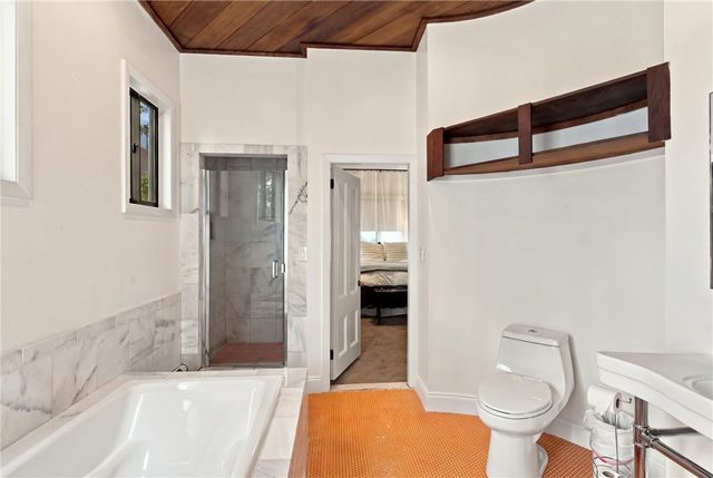 4 Red Cross Avenue 1A, Newport, RI 02840