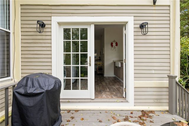 4 Red Cross Avenue 1A, Newport, RI 02840