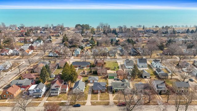 7525 6th AVENUE, Kenosha, WI 53143