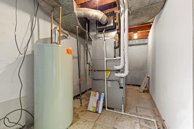 7525 6th AVENUE, Kenosha, WI 53143