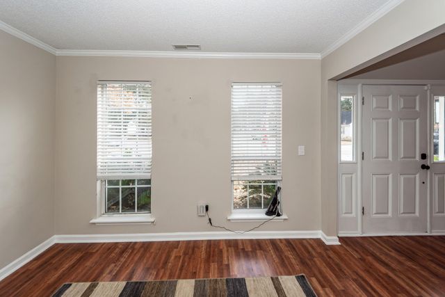 3221 Seaborn Drive, Mount Pleasant, SC 29466