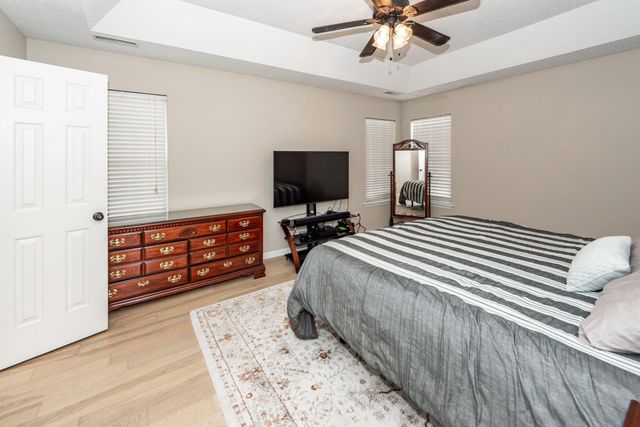 3221 Seaborn Drive, Mount Pleasant, SC 29466