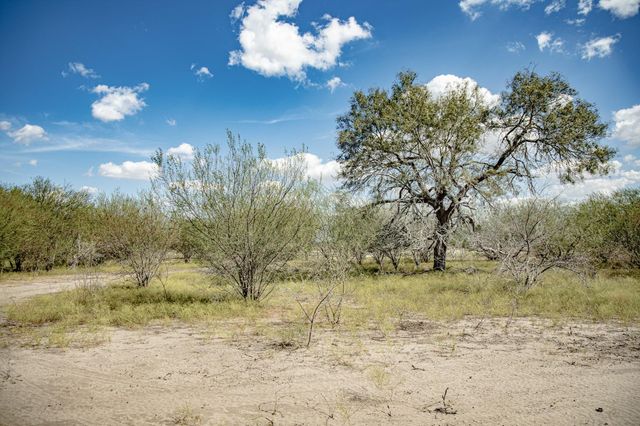 11341 Fm-340, Moulton, TX 77975