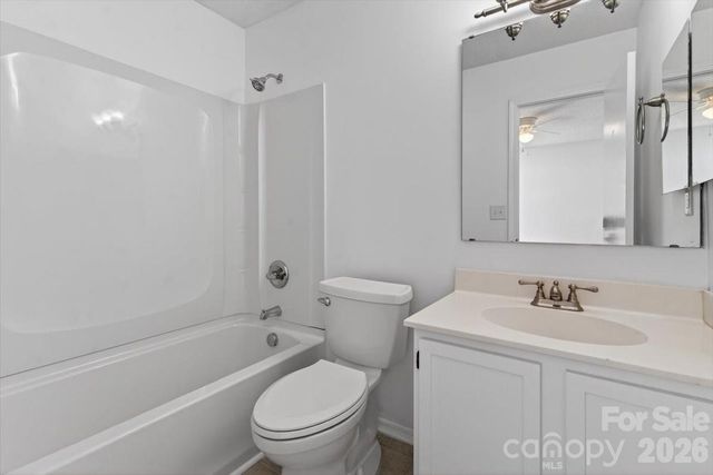 1129 Southern Chase Court SW, Concord, NC 28025