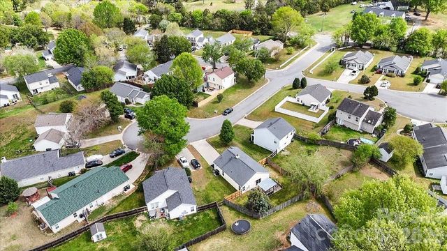 1129 Southern Chase Court SW, Concord, NC 28025