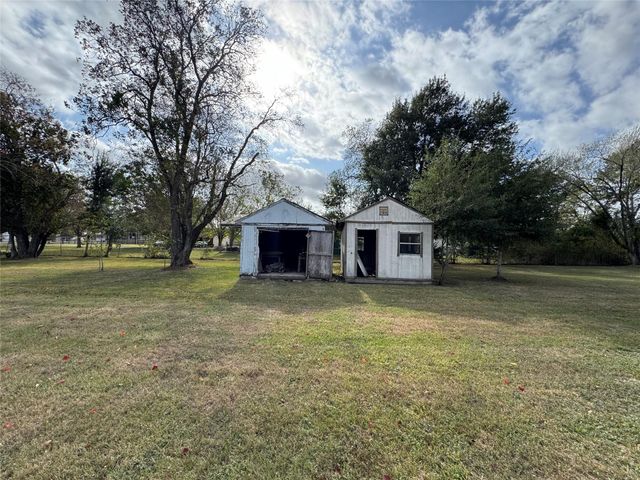 12420 Old Needville Fairchild Road, Needville, TX 77461