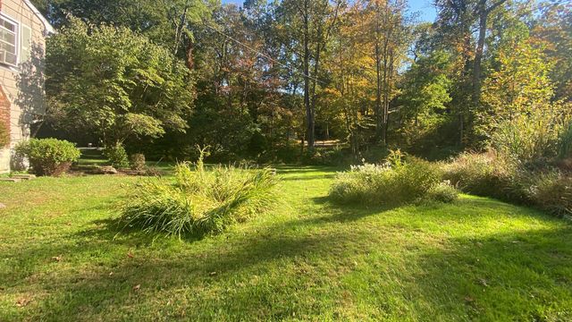 83 Aspen Ledges Road, Ridgefield, CT 06877