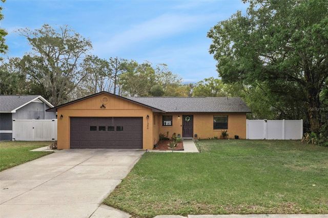 1346 QUINTUPLET DRIVE, Casselberry, FL 32707