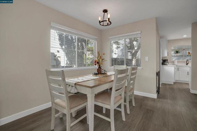 235 Pebblecreek Ct, Martinez, CA 94553