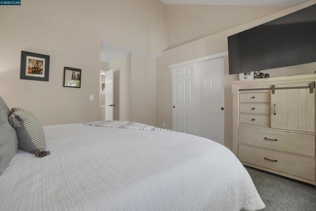 235 Pebblecreek Ct, Martinez, CA 94553