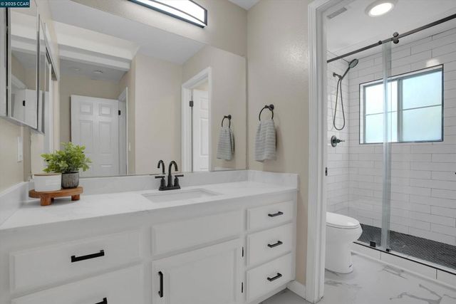 235 Pebblecreek Ct, Martinez, CA 94553