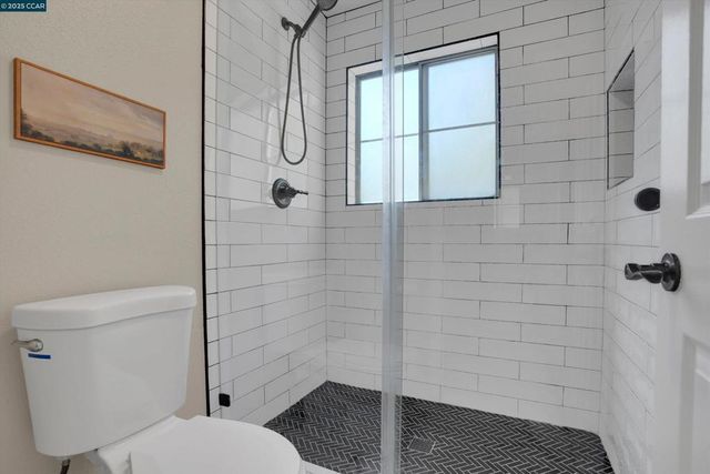 235 Pebblecreek Ct, Martinez, CA 94553