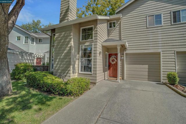 235 Pebblecreek Ct, Martinez, CA 94553