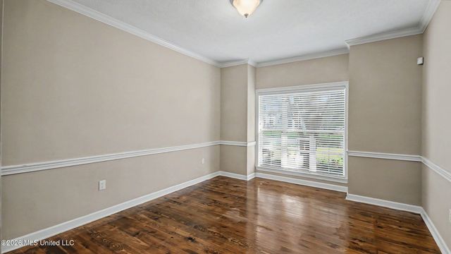 664 Spring Lake Drive, Pearl, MS 39208