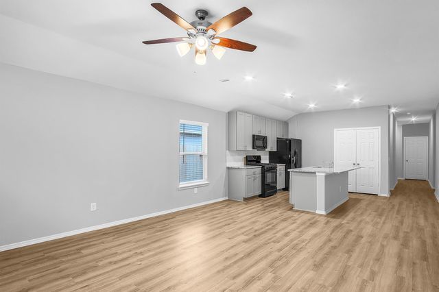 9605 Last Maples Trail, Conroe, TX 77303