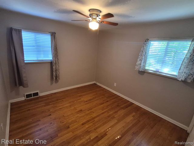 20548 Poinciana, Redford, MI 48240