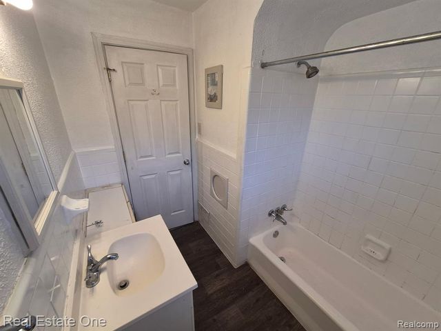 20548 Poinciana, Redford, MI 48240