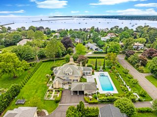 336 Ocean Drive West, Stamford, CT 06902