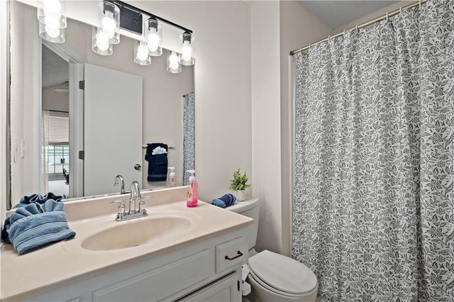 13326 Walnut Street, Kansas City, MO 64145