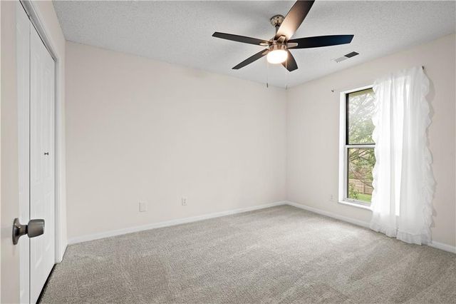 13326 Walnut Street, Kansas City, MO 64145
